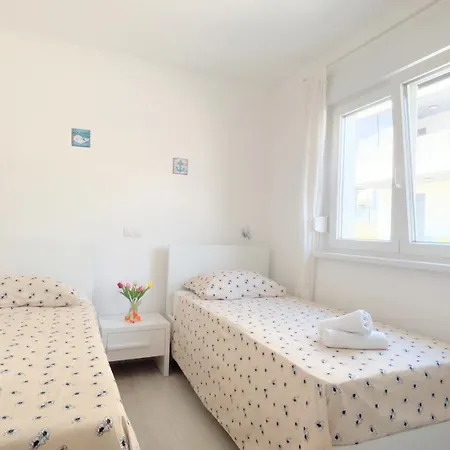 Apartman Luka Appartement *