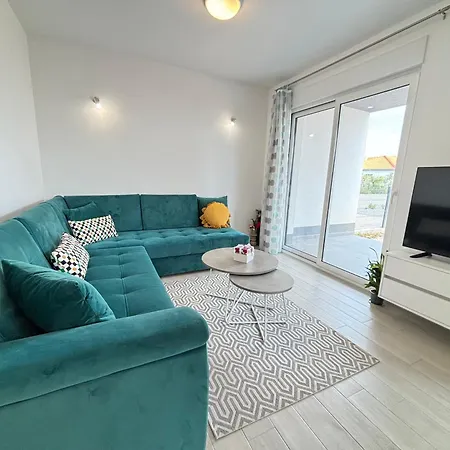 아파트 Apartman Luka *